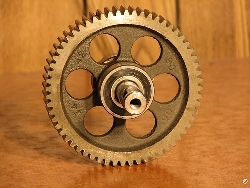 OUTPUT GEAR