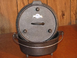 CAMPING DUTCH OVEN PRE-SEASONED CAST IRON