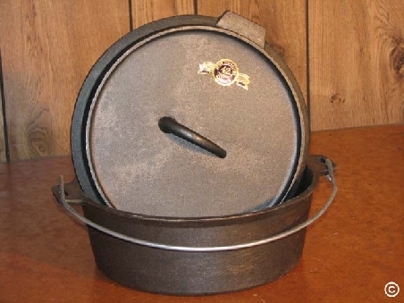 DUTCH OVEN (NATURAL) CAST IRON